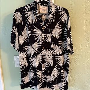 Weatherproof Men's Black and White Palm Print Shirt